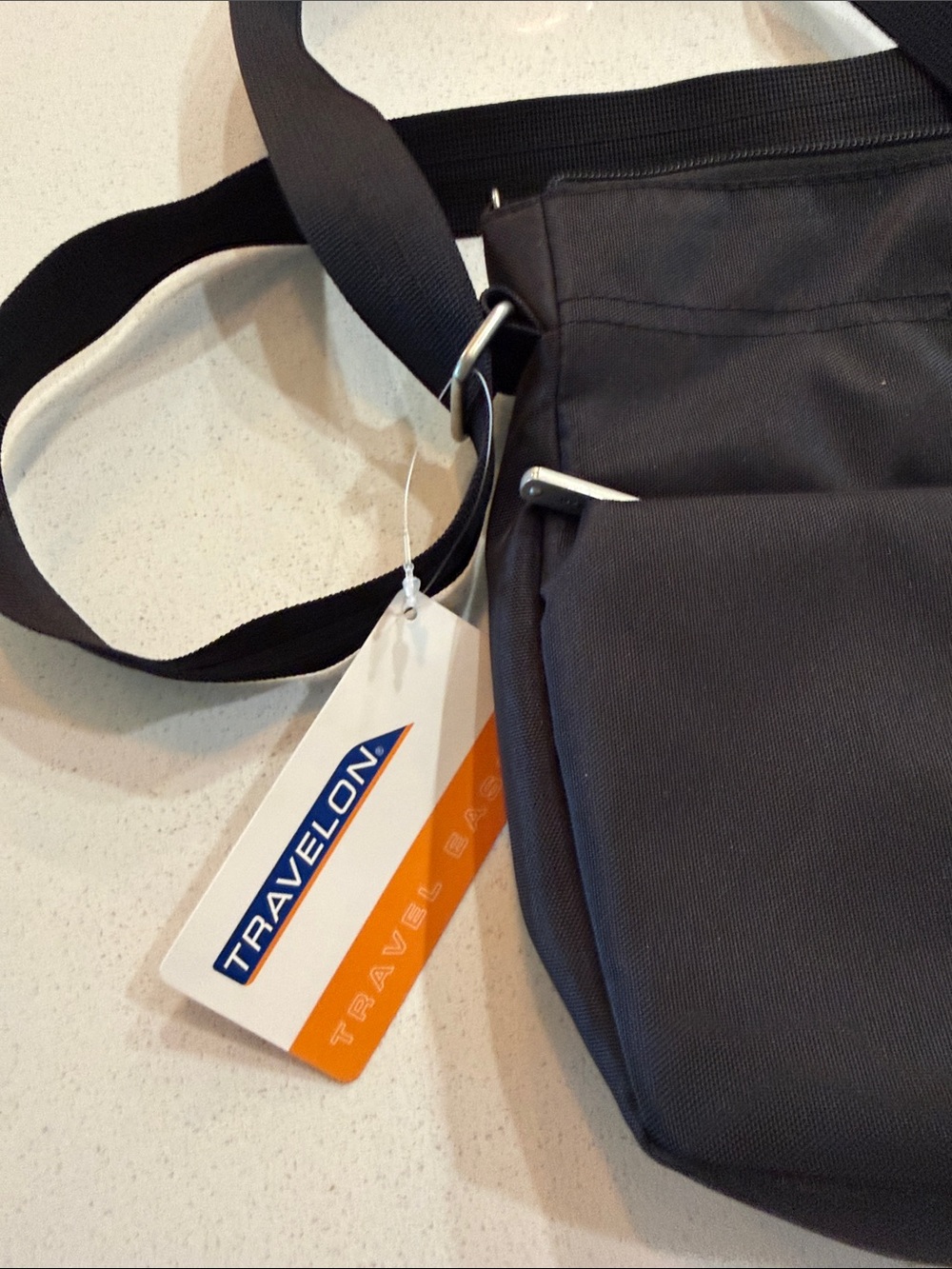Travelon Black Bag with Lots of pockets Pockets NWT - Picture 4 of 7